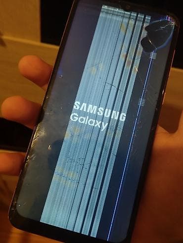 Samsung Galaxy A04, 64 GB, rəng - Çəhrayı, Qırıq