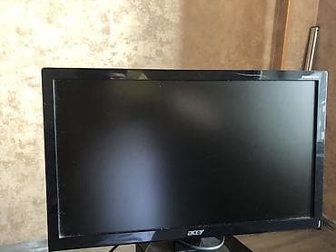 Acer P196HQV LCD monitor Hec bir problemi yoxdur 60 hz tam islekdir -