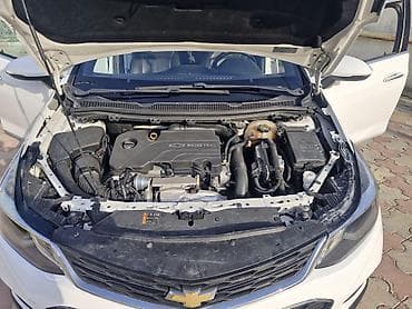 şevralet kobalt: Chevrolet Cruze: 1.4 l | 2016 il 135000 km Hetçbek — 4