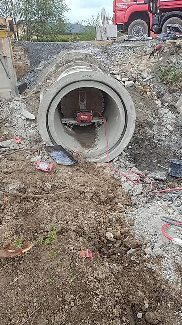 yasil dirnaq bezekleri: #betonisleri #beton #betonkesme #betonkəsimi #betonkesim #betondesme — 10