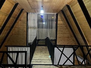 kiraye evlerin kreditle satisi: A‑frame tipi ikimərtəbəli taxta ev - Memarlıq: A‑frame (üçbucaq — 3