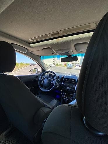 kopressor: Chevrolet Aveo: 1.4 l | 2012 il 291555 km Sedan — 3