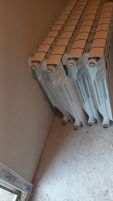 saatlar type 0: Radiatorlar satilir təp təzədir 1 qiş işlənib 61 əd seksiyadir — 1