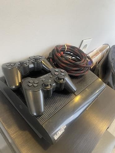 dişlər: PlayStation 3 Super Slim oyun konsolu seti Komplekt: - Sony — 2