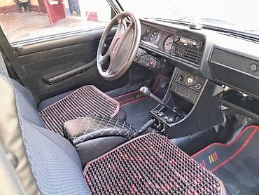 2107 satisi: Lada 2107 sedan – ağ rəng, 4 qapı, arxa ötürücülü klassik model — 10