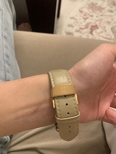 Смарт браслеты: Б/у, Наручные часы, Bernhard Mayer, цвет - Золотой — 2