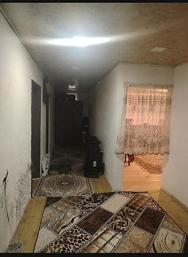 otaq: Satılır: həyət evi və torpaq sahəsi - Tikili: daşdan inşa olunmuş — 6