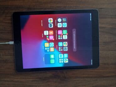 opad 14 mini: Apple iPad planşet model A1566 - Touch ID düyməli 9.7 düym ekran - — 4