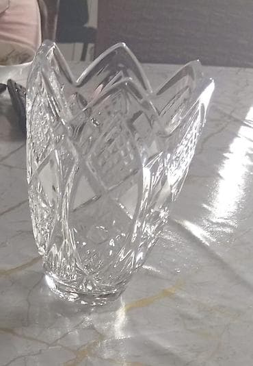 Bir vaza, Bogem şüşəsi