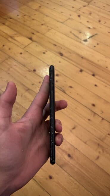 apple iphone 7: IPhone 7, Qara, Barmaq izi — 3