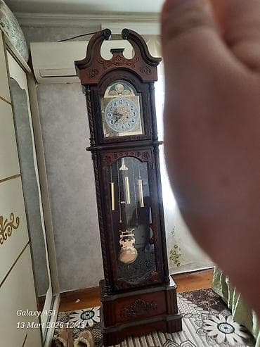 Другой декор и предметы интерьера: Напольные часы, Механические, С маятником — 1