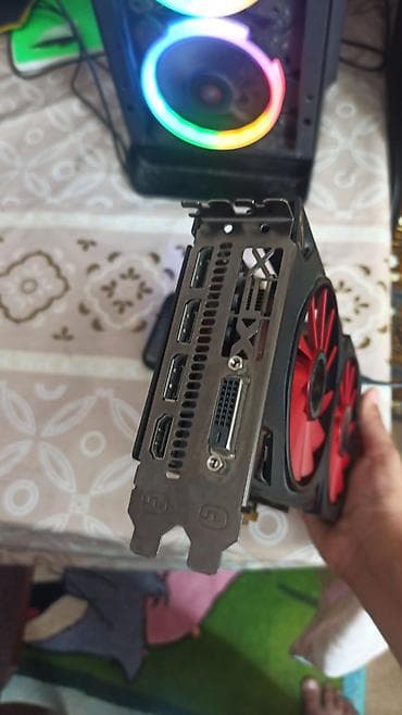 tv bu 2: XFX Radeon RX 570 4GB GDDR5 (Dual Fan) - Model: XFX RX-570P8DFD6 — 5