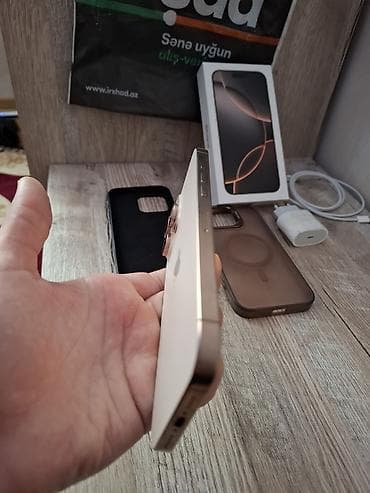 irshad iphone 11: IPhone 15 Pro, Natural Titanium, Face ID — 3