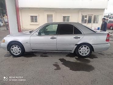 hyundai 1995 accent: Mercedes-Benz 280: 2.8 l | 1995 il Sedan — 3