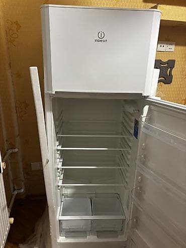 pec satilir: 2 qapılı Indesit Soyuducu Satılır, rəng - Ağ — 2
