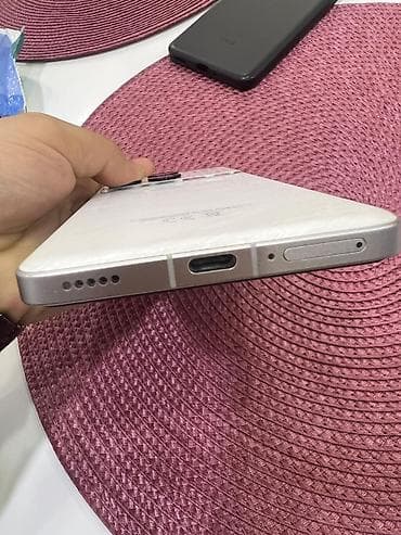 z flip 6: Poco F6 Pro, 512 GB, rəng - Ağ — 3