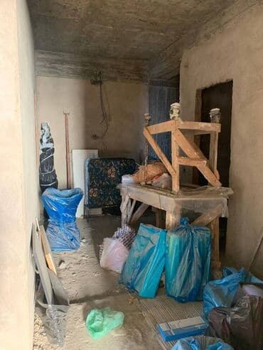 nerimanovda obyekt satilir: 3 otaqlı, Yeni tikili, m. Neftçilər, 110 kv. m — 10