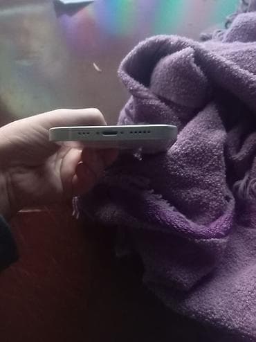 planşet telfon: Metasalam l korpuslu smartfon Xüsusiyyətlər: - Düz, kənarları kəsik — 2