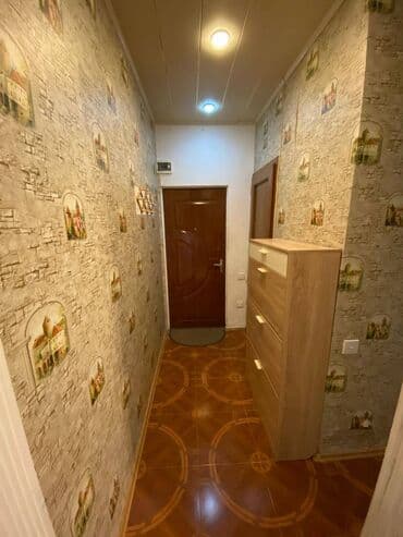 mkr: Bakı, 4-cü mikrorayon, 3 otaqlı, Köhnə tikili, 70 kv. m — 10