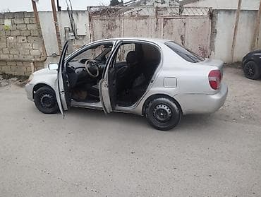babek teker bazari: Toyota Vitz / Platz / Yaris / Echo: 1.3 l | 2002 il Sedan — 6