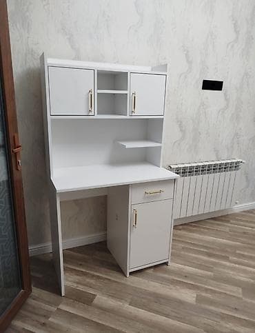 calışma masasi: Düz masa, Stulsuz, Polkalı, Siyirməli, Rusiya, Mat laminat — 1