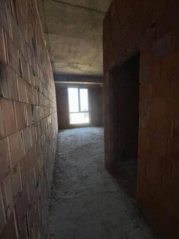 nerimanovda obyekt satilir: 4 otaqlı, Yeni tikili, 220 kv. m — 18