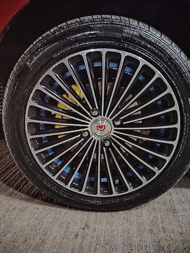 bmw disk: Vossen tərzində çoxşaxəli dizayna malik 4 ədəd yüngül lehimli disk və — 1