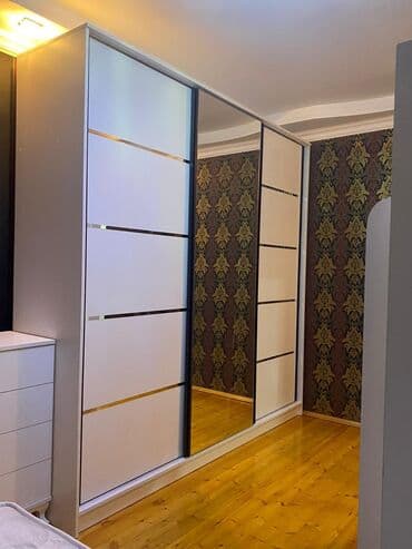 kupe dolablar: Düz dolab, Dəhliz üçün, Paltar üçün, Kupe, Quraşdırıla bilən, 3 qapılı — 1
