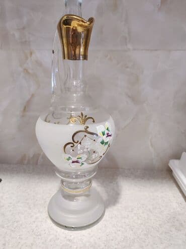 şüşə banka istehsalı: Графин
Qrafin — 1