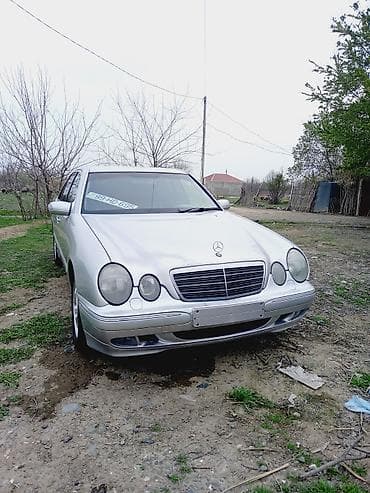 əyləc diski yonan: Mercedes-Benz E‑Class W210 sedan - Kuzov: sedan, gümüşü rəng - — 10