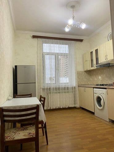 xirdalan gunluk evler: Nərimanov metrosuna yaxın 5 mertebeli binanın 5-ci mərtəbəsində — 20