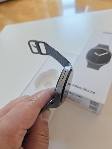 iphone 11 pro islenmis: İşlənmiş, Smart saat, Samsung, Suya davamlı, rəng - Qara — 4