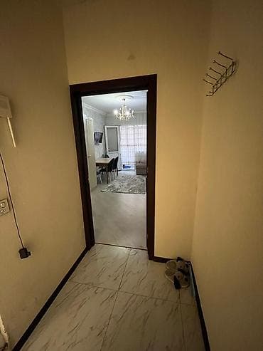 hezi aslanovda 1 otaqli evler: 1 otaqlı mənzil – tam mebellidir Ev Həzi Aslanov metrosuna 6 — 6