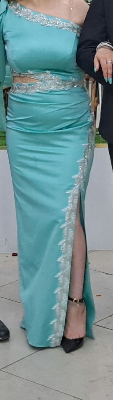 toy libası: Zərif zümrüd-mavi rəngdə ziyafət libası - Model: birqol (sağ qol — 3