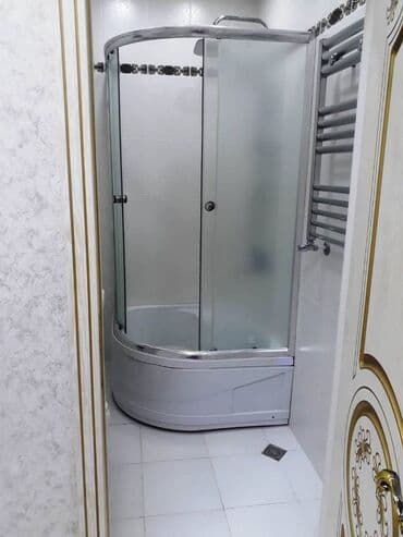 7ci mikrorayonda kiraye evler: Razində Aygün mollun yanı 14 mərtəbəli binanın 8-ci mərtəbəsi ümumi — 17