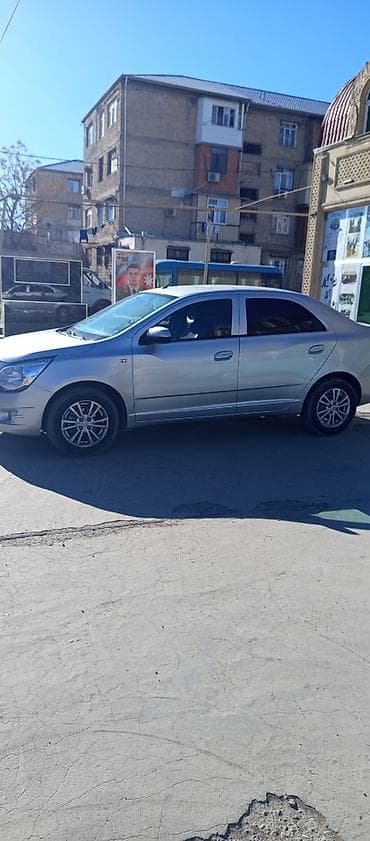 masin alisi: Chevrolet Cobalt: 1.5 l | 2022 il 73000 km Sedan — 3