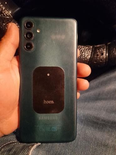 irşad iphone 17 pro max: Samsung Galaxy A400 — 2