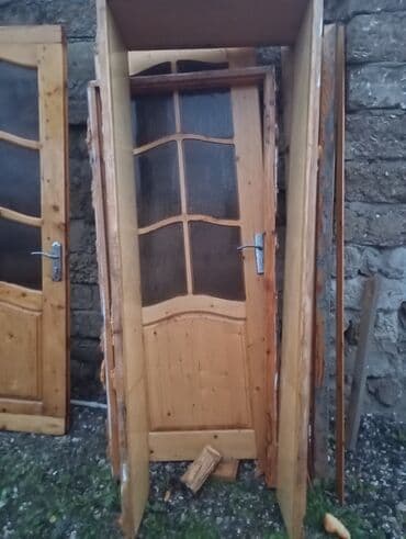Ağac qapılar – şüşəli model - Material: təbii taxta (ağac teksturası