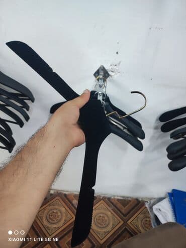 Süngərlər və fırçalar: Hamisin vesilkanin gotursez 1 manatdan vererem bundan ayaq mankeni — 2