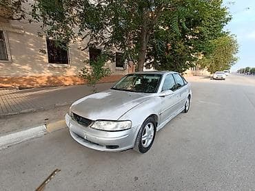opel vectra b: Opel Vectra: 2 l | 1999 il 1235646 km Sedan — 1