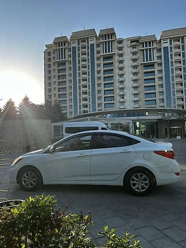 akcent 2017: Hyundai Accent: 1.6 л | Седан — 7