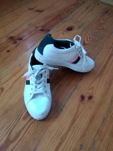 yay qadın krossovkaları: Размер: 36, Б/у — 1