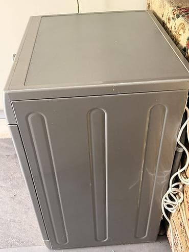 areston: Hotpoint Ariston önyükləməli paltaryuyan maşın - Yük: 7 kq - Enerji — 2