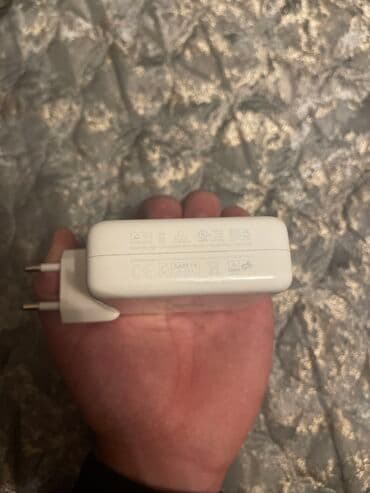 azeri nomreler: Adapter Apple, İşlənmiş — 3