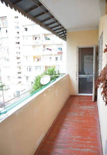 ist petrol tbilisi prospekti: Bakı, 5 otaqlı, Köhnə tikili, m. Həzi Aslanov, 120 kv. m — 17