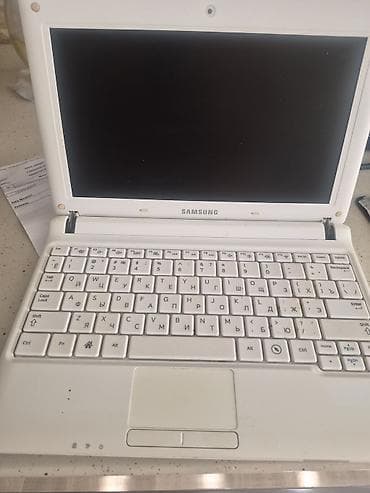 Samsung noutbuk + iki planşet dəsti Məhsullar: - Samsung mini noutbuk