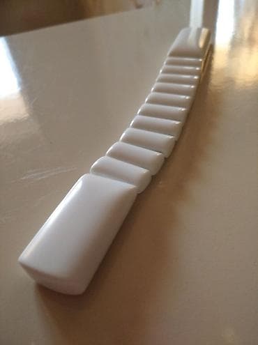 Təsbeh təmiz əl işidir - Material: hamar, parlaq səthli ağ