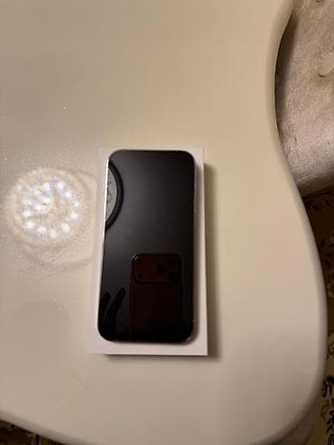 i 15 pods: IPhone 14 Pro, 256 GB, Ağ, Zəmanət, Barmaq izi, Simsiz şarj — 2