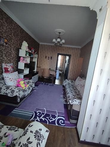 6 ci mkr da evler: Bakı, 5-ci mikrorayon, 2 otaqlı, Köhnə tikili, m. Memar Əcəmi, 40 kv. m — 2