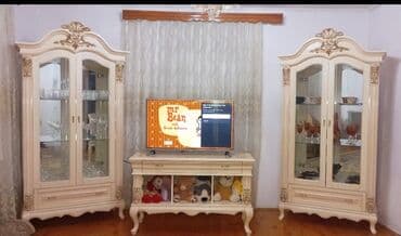 где можно купить барные стулья: ‼️TƏCİLİ‼️Endirim olundu. 2 ədəd bar və tv stend. baha alınıb — 1